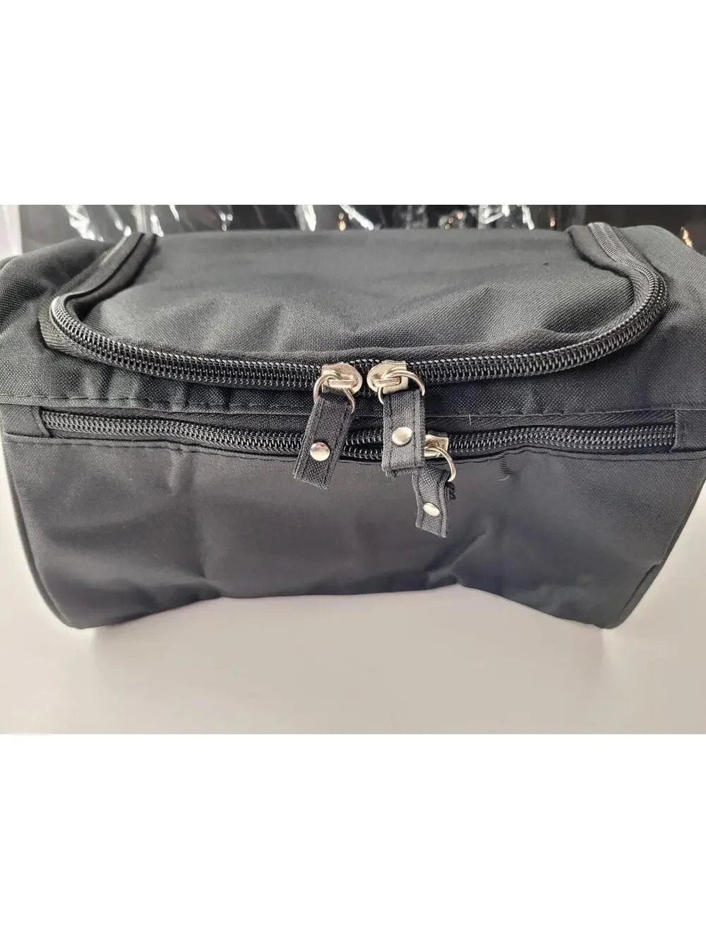 (5) New Cosmetic Shaving Bags Men/Women 10